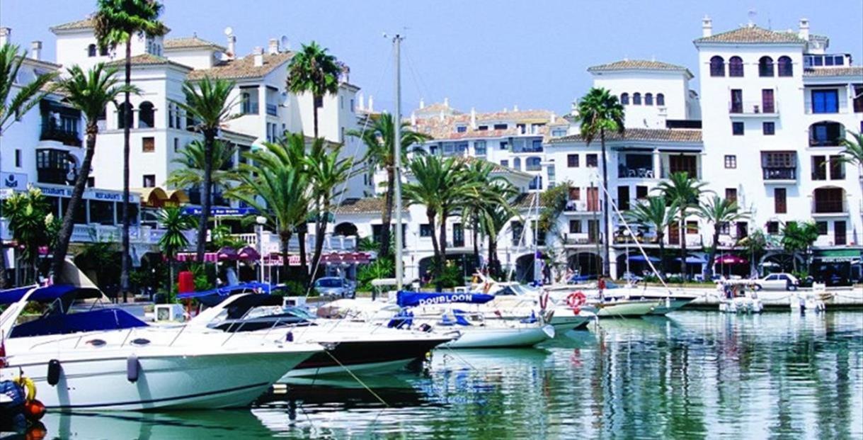 Penthouse Majestic Costa Golf Casares Apartment Екстериор снимка